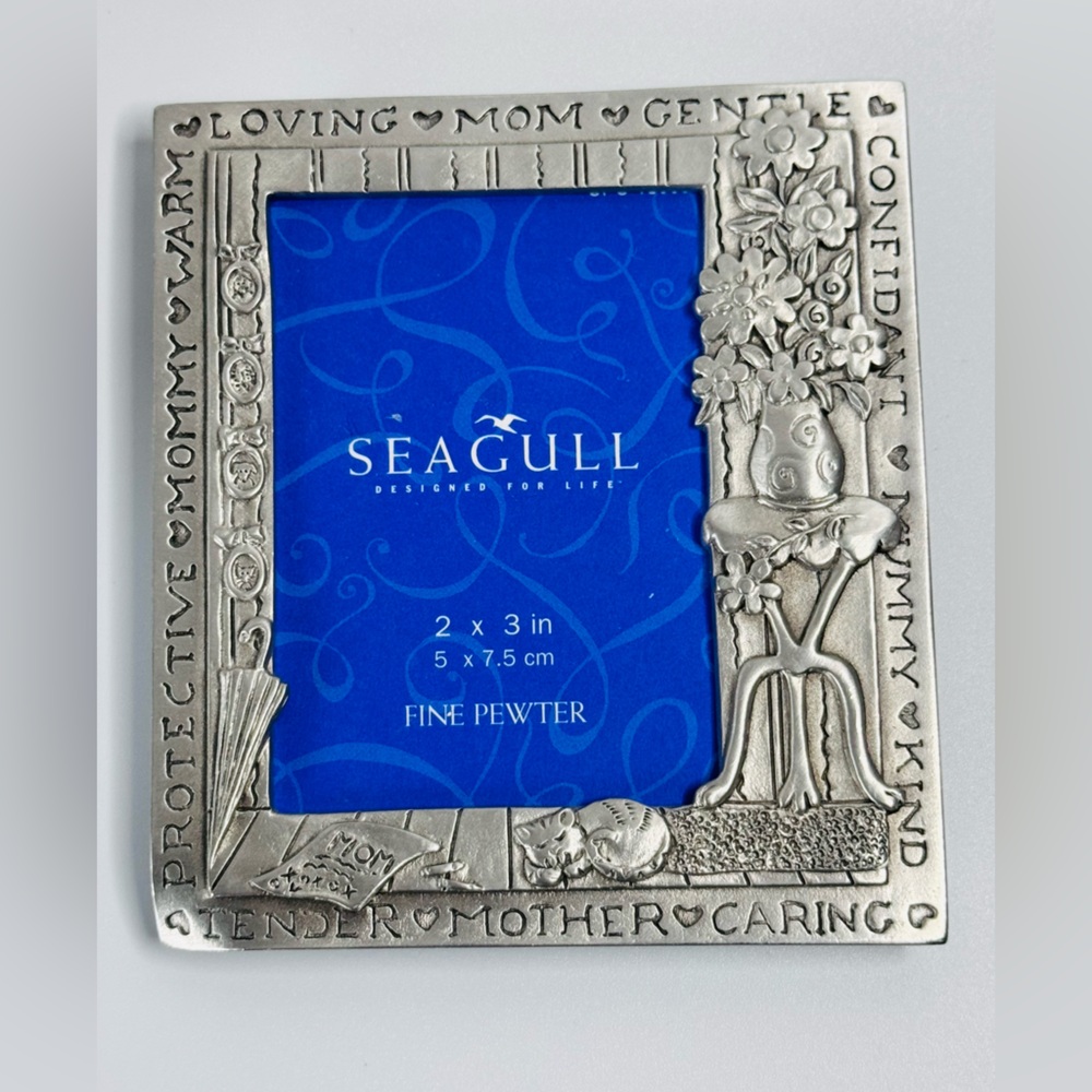 Seagull Canada 1998 Pewter Frame Mom Foral Motif Mini Picture Frame, Slight Flaw
